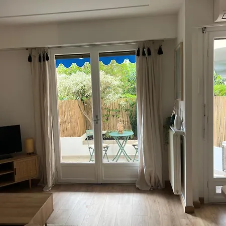 Jolie Studio En Centre-Ville Beaulieu-sur-Mer Buitenkant foto