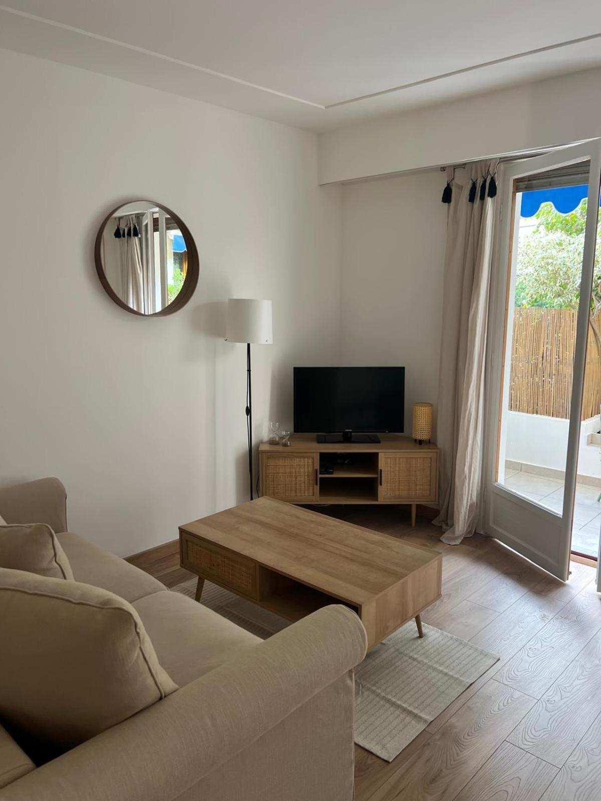 Jolie En Centre-ville Apartamento *